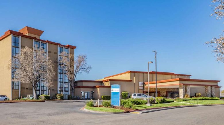 <b>Wyndham Sacramento Exterior</b>. Images powered by <a href="https://iceportal.shijigroup.com/" title="IcePortal" target="_blank">IcePortal</a>.