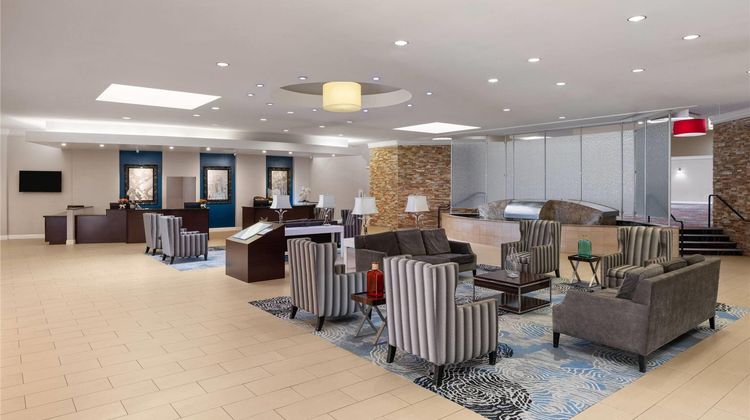 Wyndham Sacramento Lobby