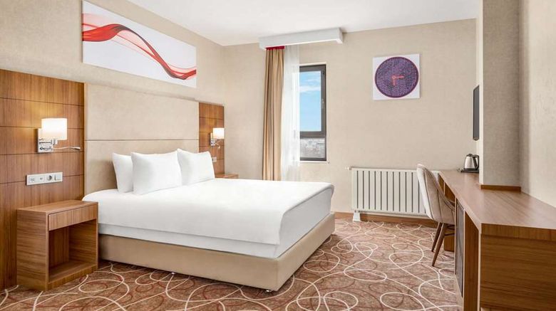 <b>Ramada by Wyndham Elbistan Room</b>. Images powered by <a href="https://iceportal.shijigroup.com/" title="IcePortal" target="_blank">IcePortal</a>.