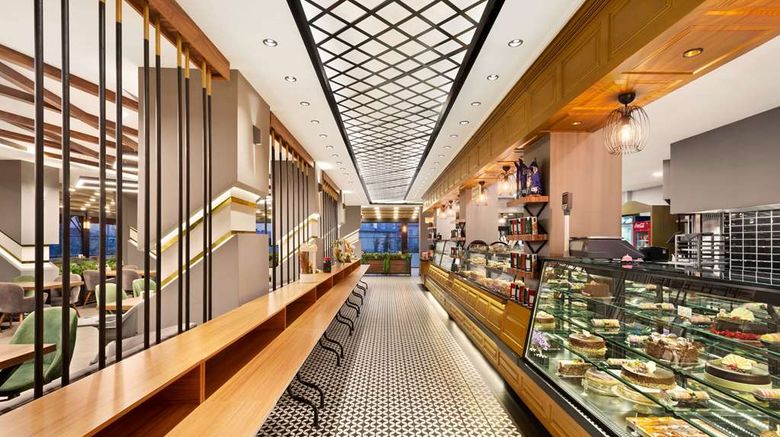 <b>Ramada by Wyndham Elbistan Restaurant</b>. Images powered by <a href="https://iceportal.shijigroup.com/" title="IcePortal" target="_blank">IcePortal</a>.