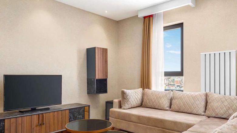 <b>Ramada by Wyndham Elbistan Suite</b>. Images powered by <a href="https://iceportal.shijigroup.com/" title="IcePortal" target="_blank">IcePortal</a>.
