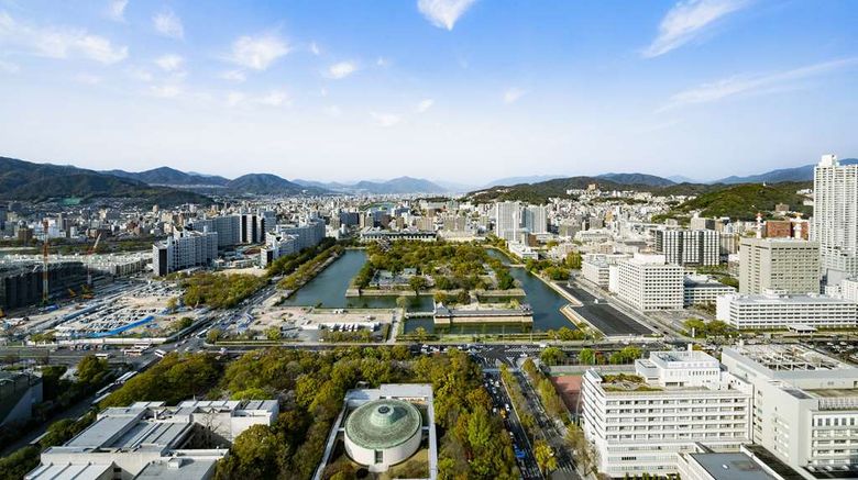 <b>RIHGA Royal Hotel Hiroshima Suite</b>. Images powered by <a href="https://iceportal.shijigroup.com/" title="IcePortal" target="_blank">IcePortal</a>.