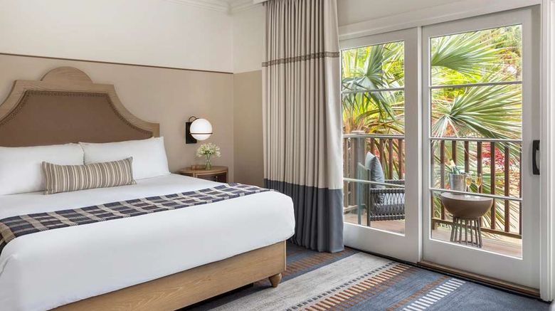 <b>Estancia La Jolla Hotel & Spa Suite</b>. Images powered by <a href="https://iceportal.shijigroup.com/" title="IcePortal" target="_blank">IcePortal</a>.