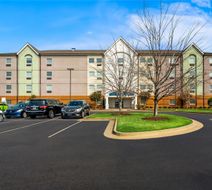 Suburban Studios Fort Smith Exterior