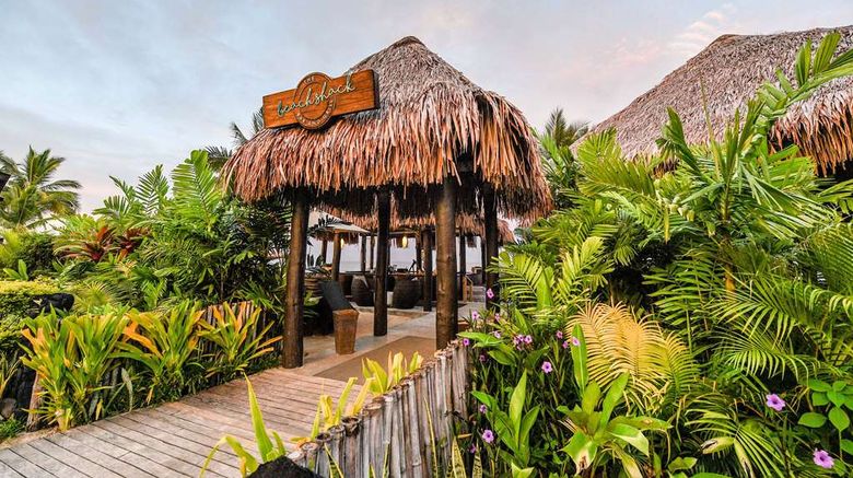 <b>Club Wyndham Denarau Isl, Trademark Coll Restaurant</b>. Images powered by <a href="https://iceportal.shijigroup.com/" title="IcePortal" target="_blank">IcePortal</a>.