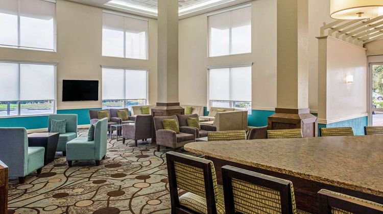 Comfort Inn & Suites Sarasota I75 Lobby