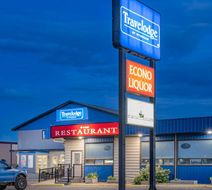 Travelodge by Wyndham Fort St John Exterior