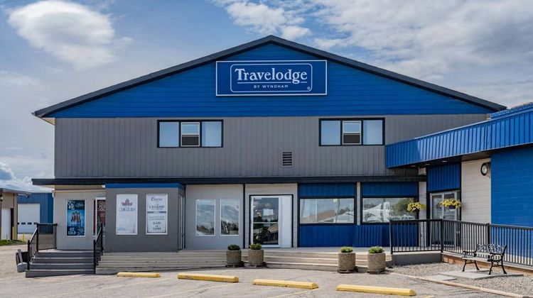 Travelodge by Wyndham Fort St John Exterior