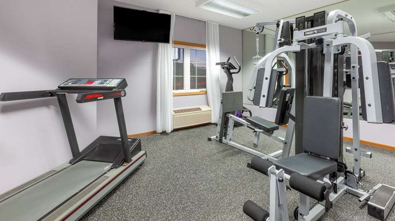 <b>Super 8 by Wyndham Berlin WI Health</b>. Images powered by <a href="https://iceportal.shijigroup.com/" title="IcePortal" target="_blank">IcePortal</a>.