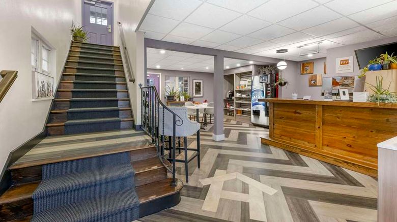 <b>Hotel on Monroe, BW Signature Collection Lobby</b>. Images powered by <a href="https://iceportal.shijigroup.com/" title="IcePortal" target="_blank">IcePortal</a>.