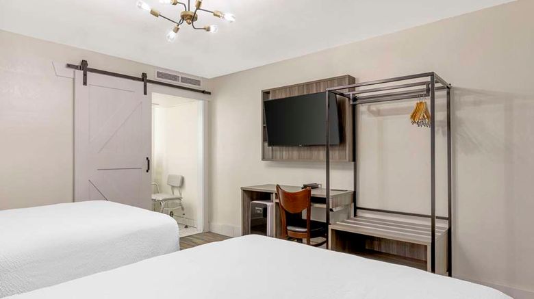 <b>Hotel on Monroe, BW Signature Collection Room</b>. Images powered by <a href="https://iceportal.shijigroup.com/" title="IcePortal" target="_blank">IcePortal</a>.