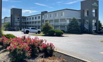 Wingate by Wyndham Dayton North