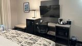 Wingate by Wyndham Dayton North Room