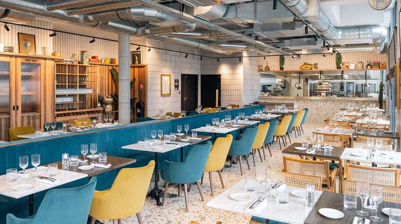<b>Kopster Hotel & Residence Paris Colombes Restaurant</b>. Images powered by <a href="https://iceportal.shijigroup.com/" title="IcePortal" target="_blank">IcePortal</a>.