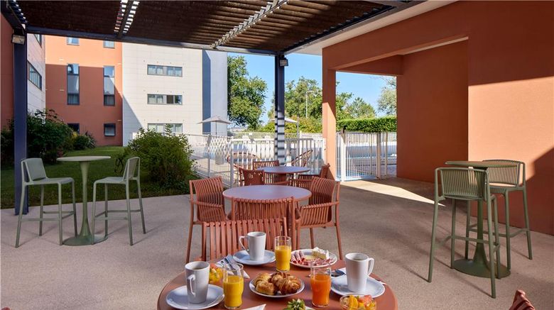 <b>Zenitude Bordeaux Airport Residence Restaurant</b>. Images powered by <a href="https://iceportal.shijigroup.com/" title="IcePortal" target="_blank">IcePortal</a>.