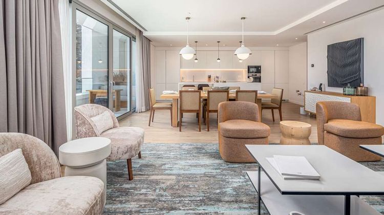 Hyatt Regency Lisbon Suite