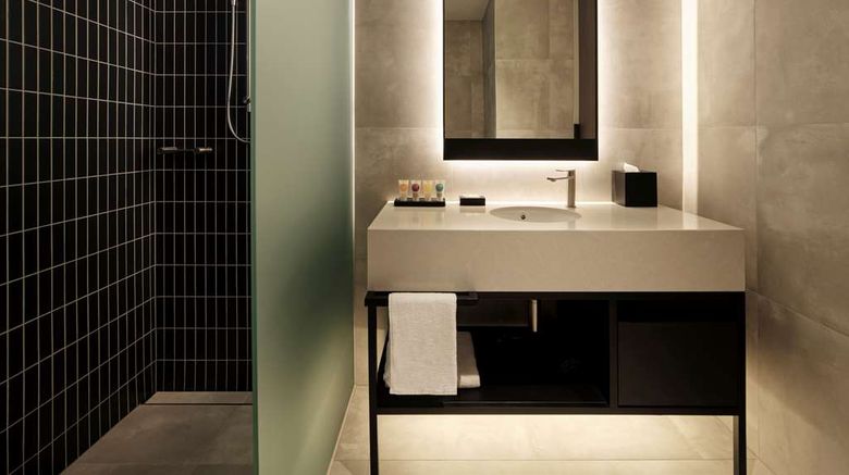 <b>Hyatt Place Melbourne Caribbean Park Room</b>. Images powered by <a href="https://iceportal.shijigroup.com/" title="IcePortal" target="_blank">IcePortal</a>.