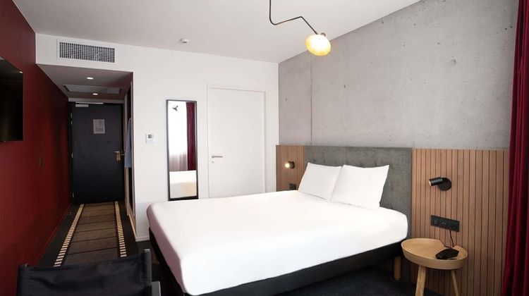 Ibis Styles Lens Centre Gare Room