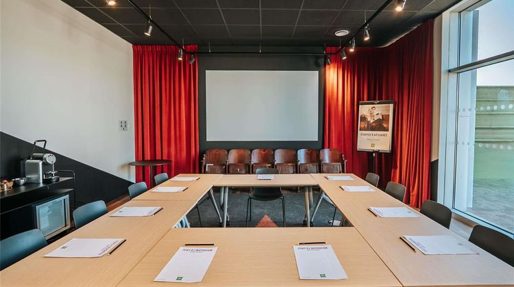 Ibis Styles Lens Centre Gare Meeting