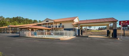 Econo Lodge Exterior