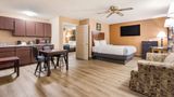 Econo Lodge Suite