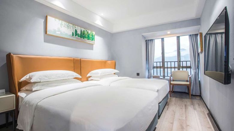 <b>Wyndham Garden Heyuan Room</b>. Images powered by <a href="https://iceportal.shijigroup.com/" title="IcePortal" target="_blank">IcePortal</a>.