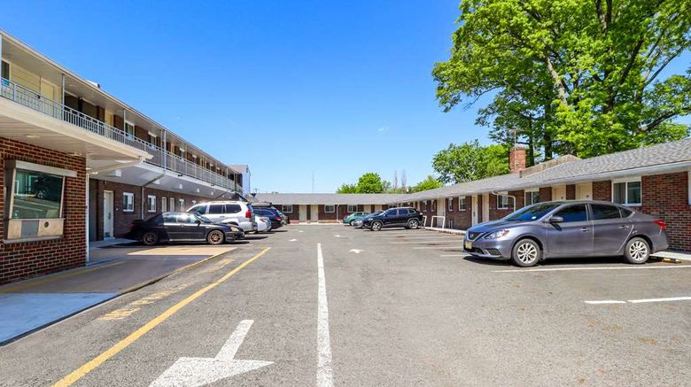 <b>ABVI Avenel Woodbridge Exterior</b>. Images powered by <a href="https://iceportal.shijigroup.com/" title="IcePortal" target="_blank">IcePortal</a>.