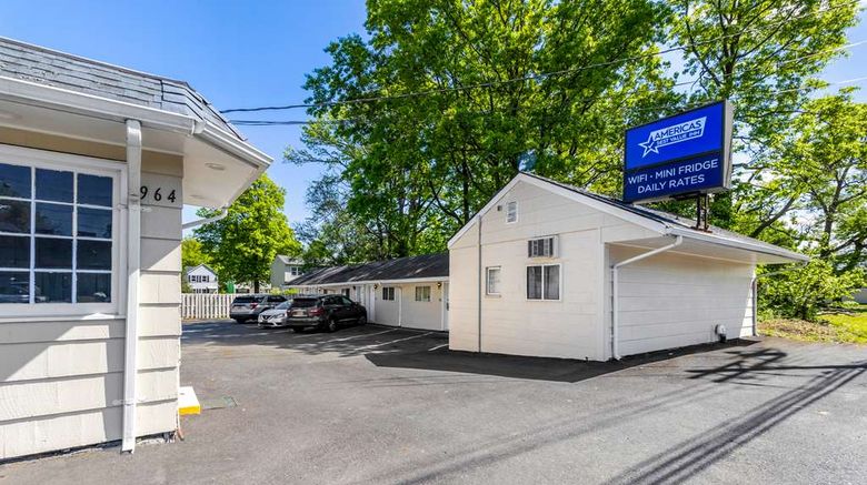 <b>ABVI Avenel Woodbridge Exterior</b>. Images powered by <a href="https://iceportal.shijigroup.com/" title="IcePortal" target="_blank">IcePortal</a>.