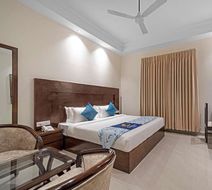 Comfort Inn Rishikesh Room