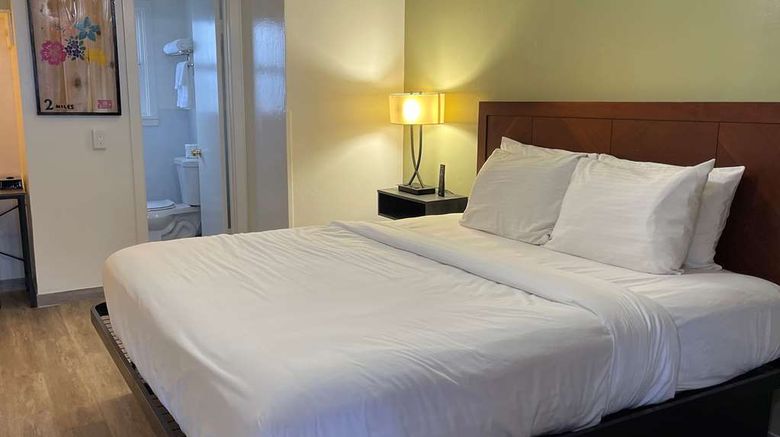 <b>Baymont by Wyndham Ft Bragg at Oceanview Room</b>. Images powered by <a href="https://iceportal.shijigroup.com/" title="IcePortal" target="_blank">IcePortal</a>.