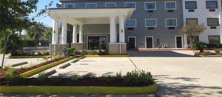Best Western Champions Forest Inn&Suites Exterior