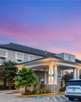 Best Western Champions Forest Inn&Suites