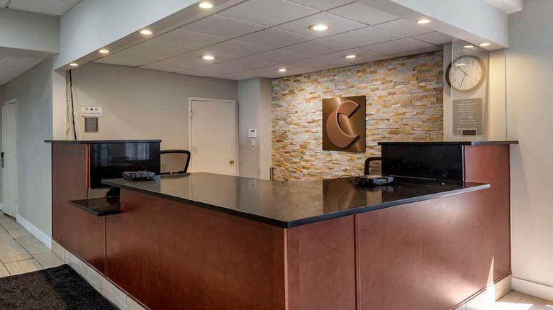 <b>Comfort Inn Philadelphia Intl Airport W Lobby</b>. Images powered by <a href="https://iceportal.shijigroup.com/" title="IcePortal" target="_blank">IcePortal</a>.
