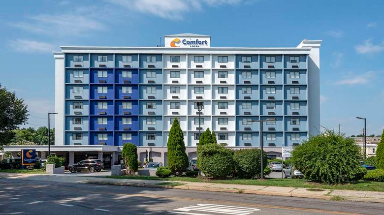 <b>Comfort Inn Philadelphia Intl Airport W Exterior</b>. Images powered by <a href="https://iceportal.shijigroup.com/" title="IcePortal" target="_blank">IcePortal</a>.
