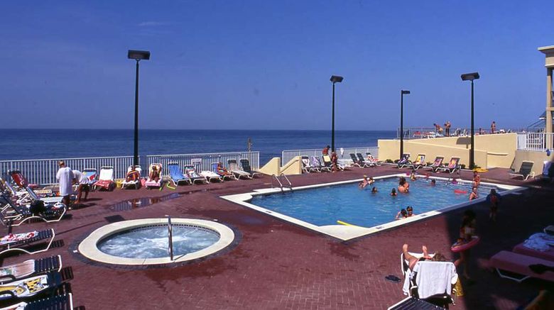 <b>Flamingo Motel Pool</b>. Images powered by <a href="https://iceportal.shijigroup.com/" title="IcePortal" target="_blank">IcePortal</a>.