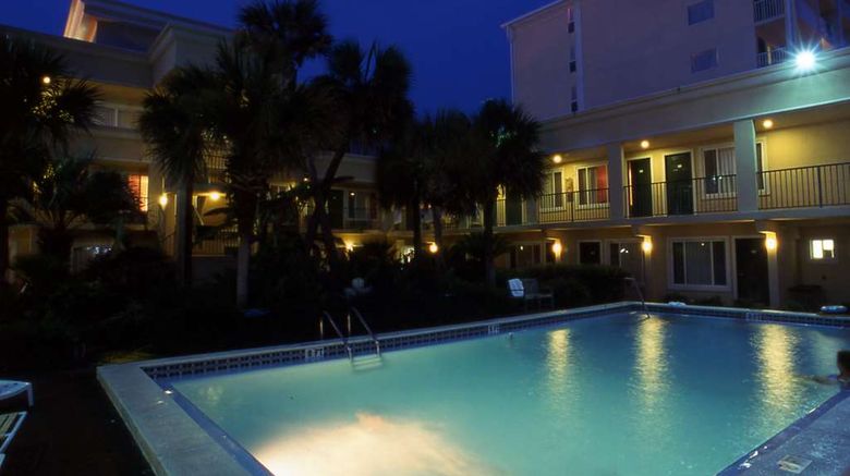 <b>Flamingo Motel Pool</b>. Images powered by <a href="https://iceportal.shijigroup.com/" title="IcePortal" target="_blank">IcePortal</a>.