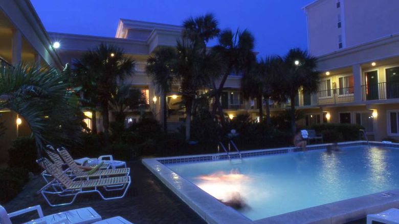 <b>Flamingo Motel Pool</b>. Images powered by <a href="https://iceportal.shijigroup.com/" title="IcePortal" target="_blank">IcePortal</a>.