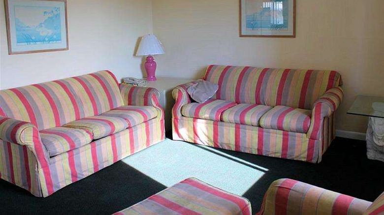 <b>Flamingo Motel Suite</b>. Images powered by <a href="https://iceportal.shijigroup.com/" title="IcePortal" target="_blank">IcePortal</a>.