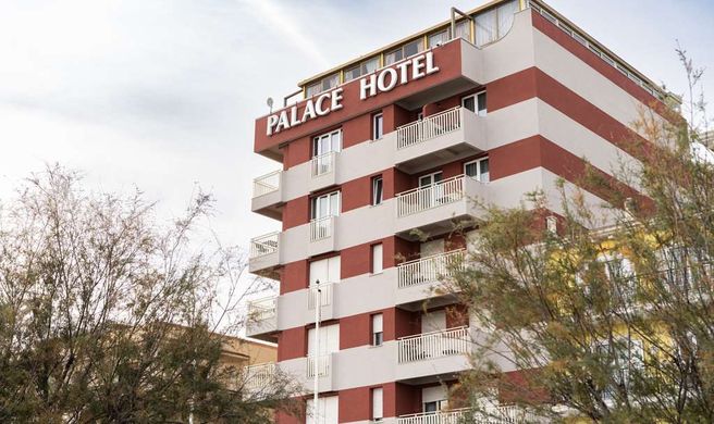 Palace Hotel Exterior