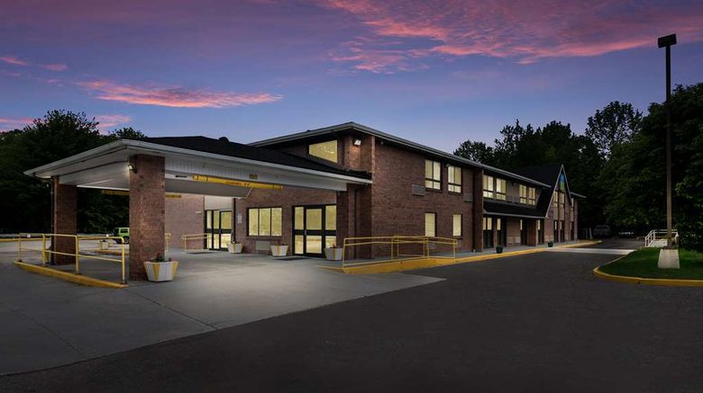 <b>SureStay Hotel by Best Western Lewiston Exterior</b>. Images powered by <a href="https://iceportal.shijigroup.com/" title="IcePortal" target="_blank">IcePortal</a>.