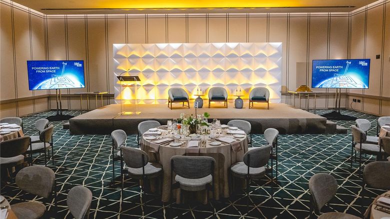 <b>Conrad Los Angeles Meeting</b>. Images powered by <a href="https://iceportal.shijigroup.com/" title="IcePortal" target="_blank">IcePortal</a>.