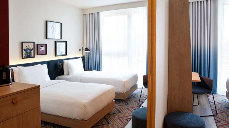 <b>Hampton by Hilton Regensburg Room</b>. Images powered by <a href="https://iceportal.shijigroup.com/" title="IcePortal" target="_blank">IcePortal</a>.
