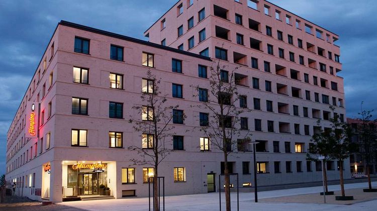 Hampton by Hilton Regensburg Exterior