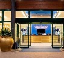 DoubleTree by Hilton Milan Malpensa Exterior