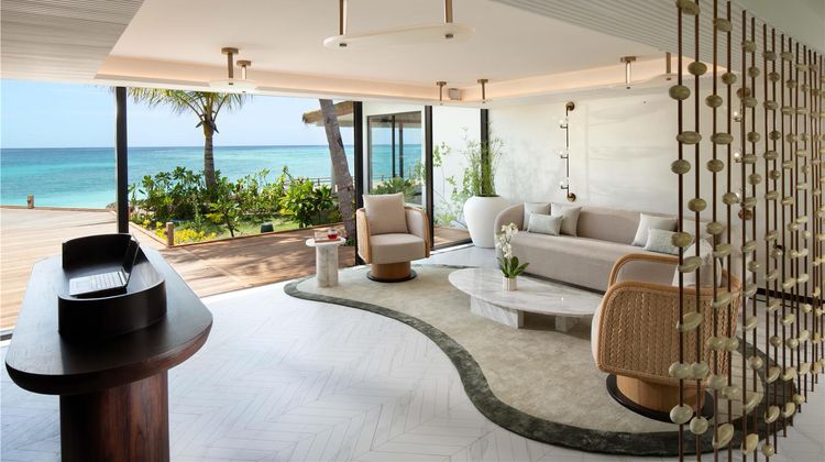 Hilton Maldives Amingiri Resort & Spa Lobby