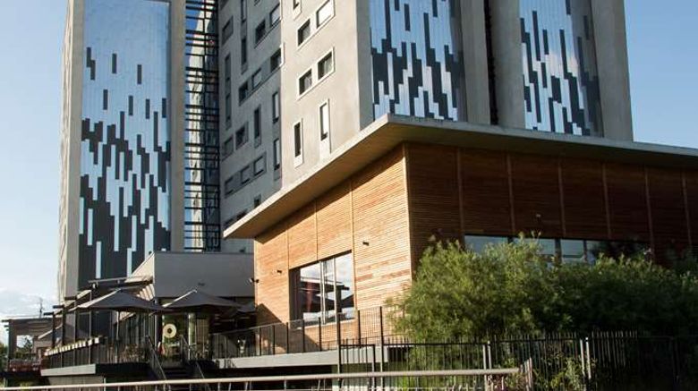 <b>DoubleTree by Hilton Lyon Eurexpo Exterior</b>. Images powered by <a href="https://iceportal.shijigroup.com/" title="IcePortal" target="_blank">IcePortal</a>.