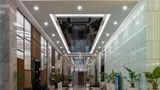 <b>DoubleTree by Hilton Manisa Lobby</b>. Images powered by <a href="https://iceportal.shijigroup.com/" title="IcePortal" target="_blank">IcePortal</a>.