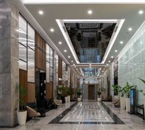 DoubleTree by Hilton Manisa Lobby