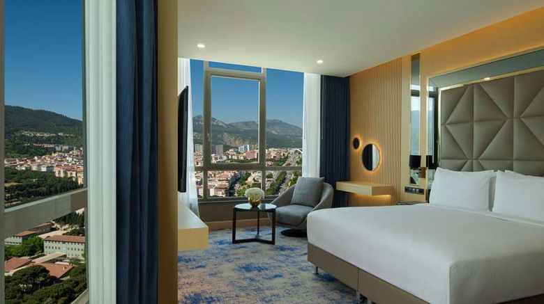 <b>DoubleTree by Hilton Manisa Room</b>. Images powered by <a href="https://iceportal.shijigroup.com/" title="IcePortal" target="_blank">IcePortal</a>.