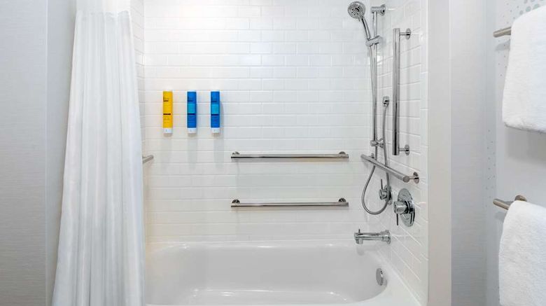 <b>Tru by Hilton Wilmington Room</b>. Images powered by <a href="https://iceportal.shijigroup.com/" title="IcePortal" target="_blank">IcePortal</a>.